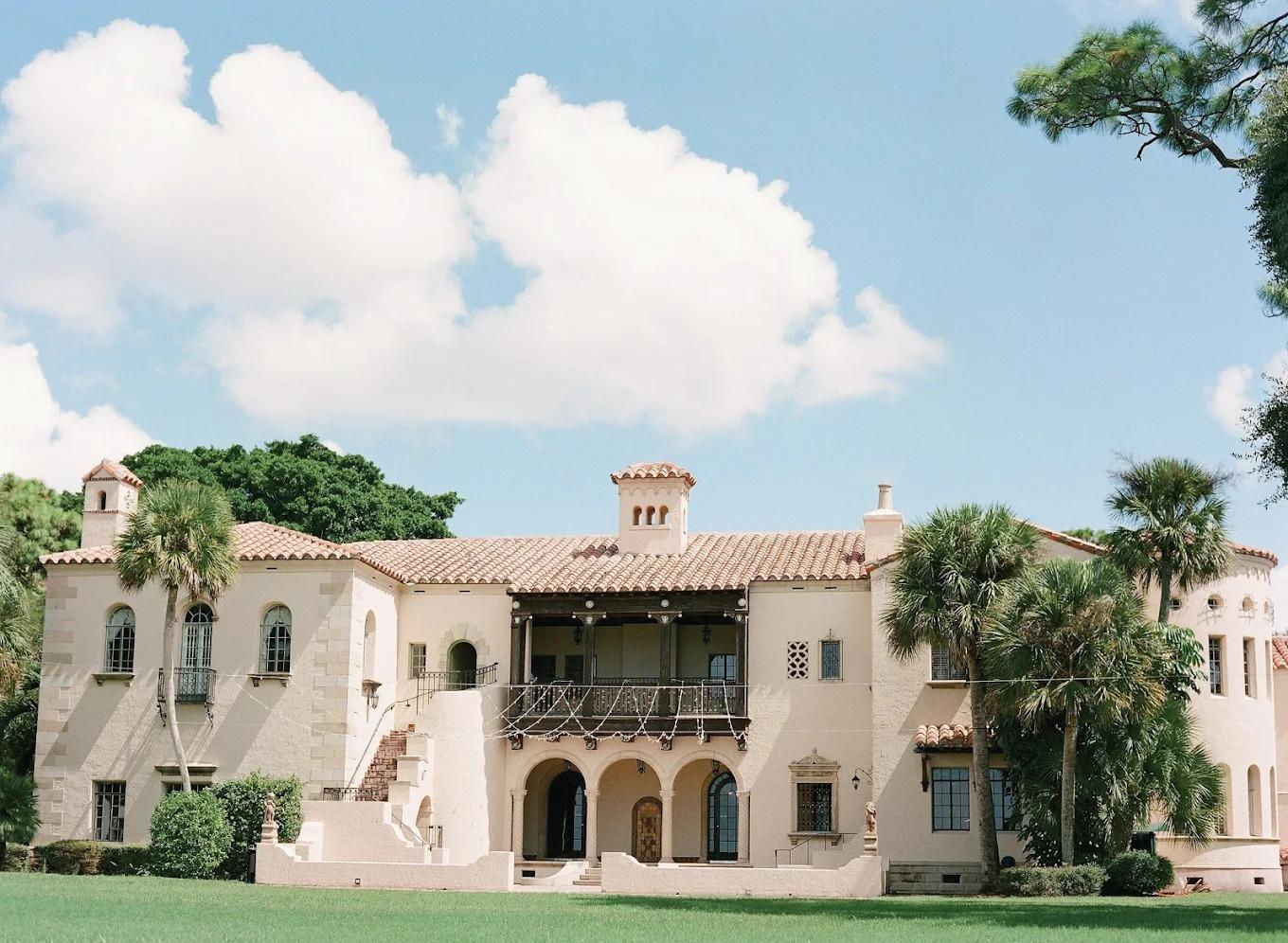 The Wedding Website of Ian Robinson and Anea Pierce