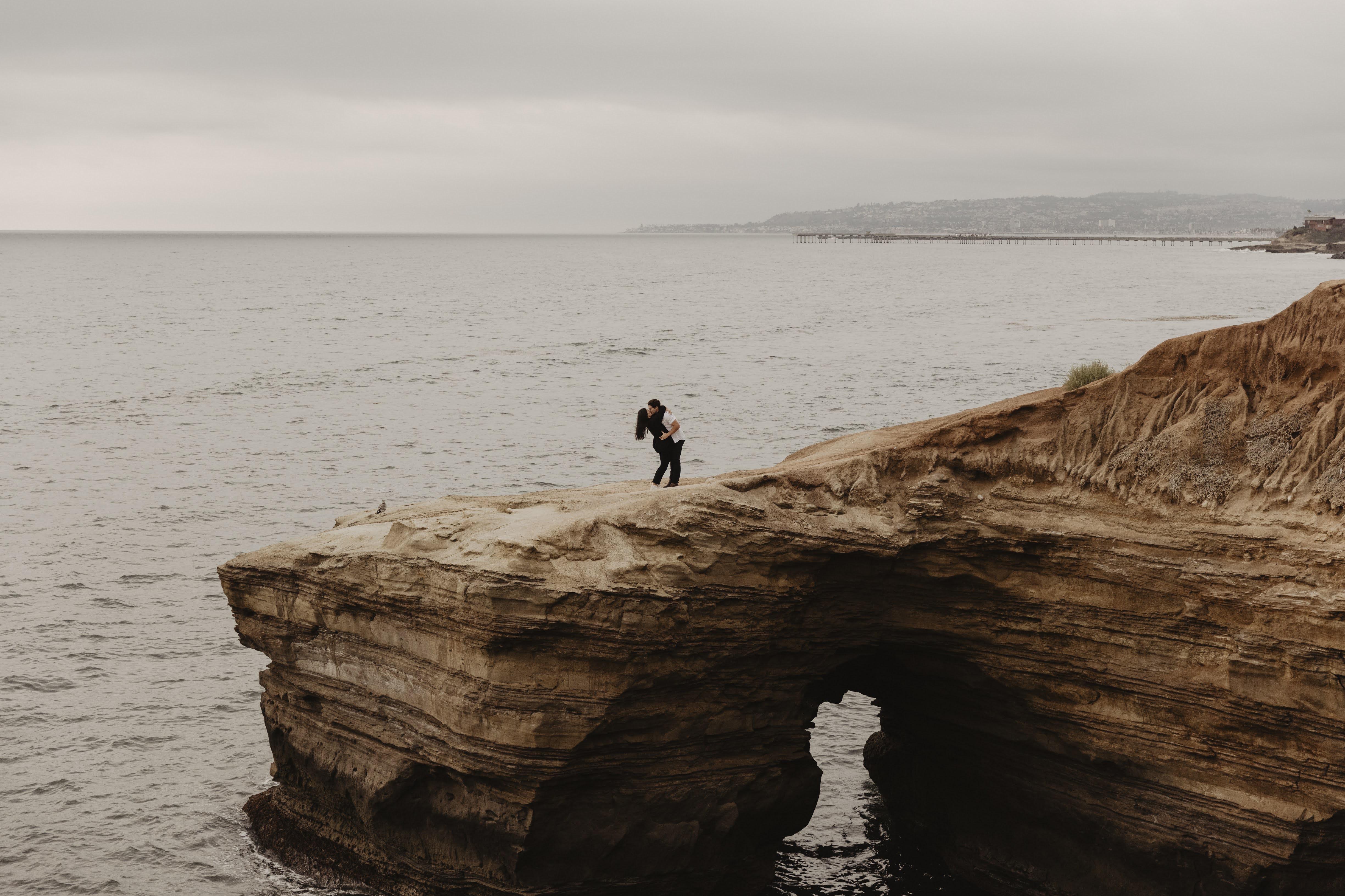 The Wedding Website of Taylor Dennison and Justin Vasu