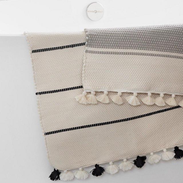 Amina Bath Rug - Stone Grey