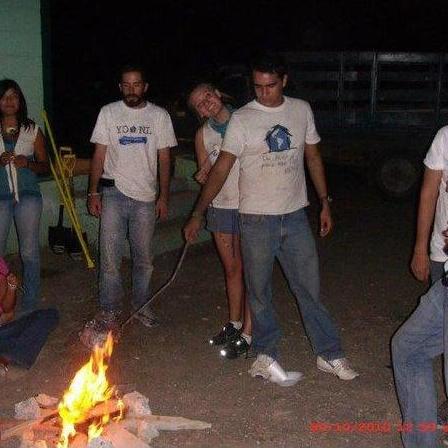 Una de nuestras primeras fotos en el 2010 :')