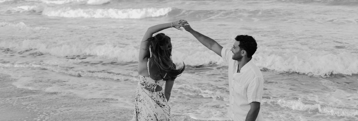 The Wedding Website of Jessica Goodmansen and Dean Segal