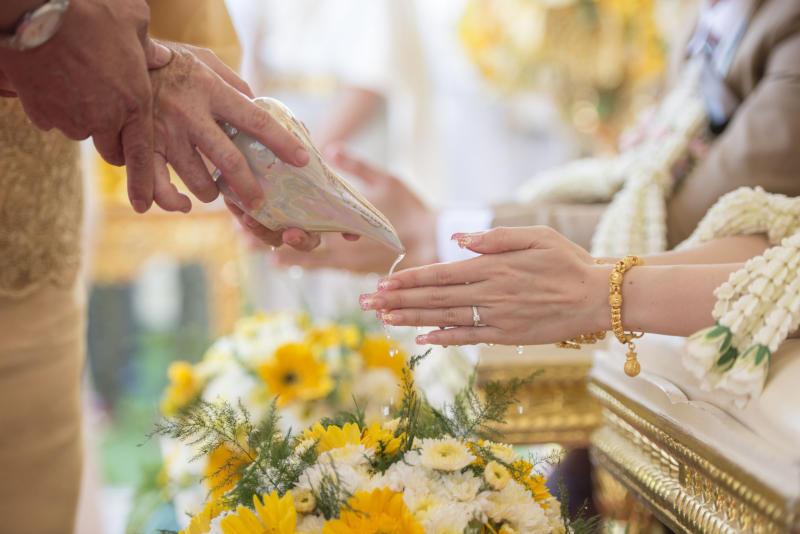 The Wedding Website of Korakot Simsiriwong and Adam Harry