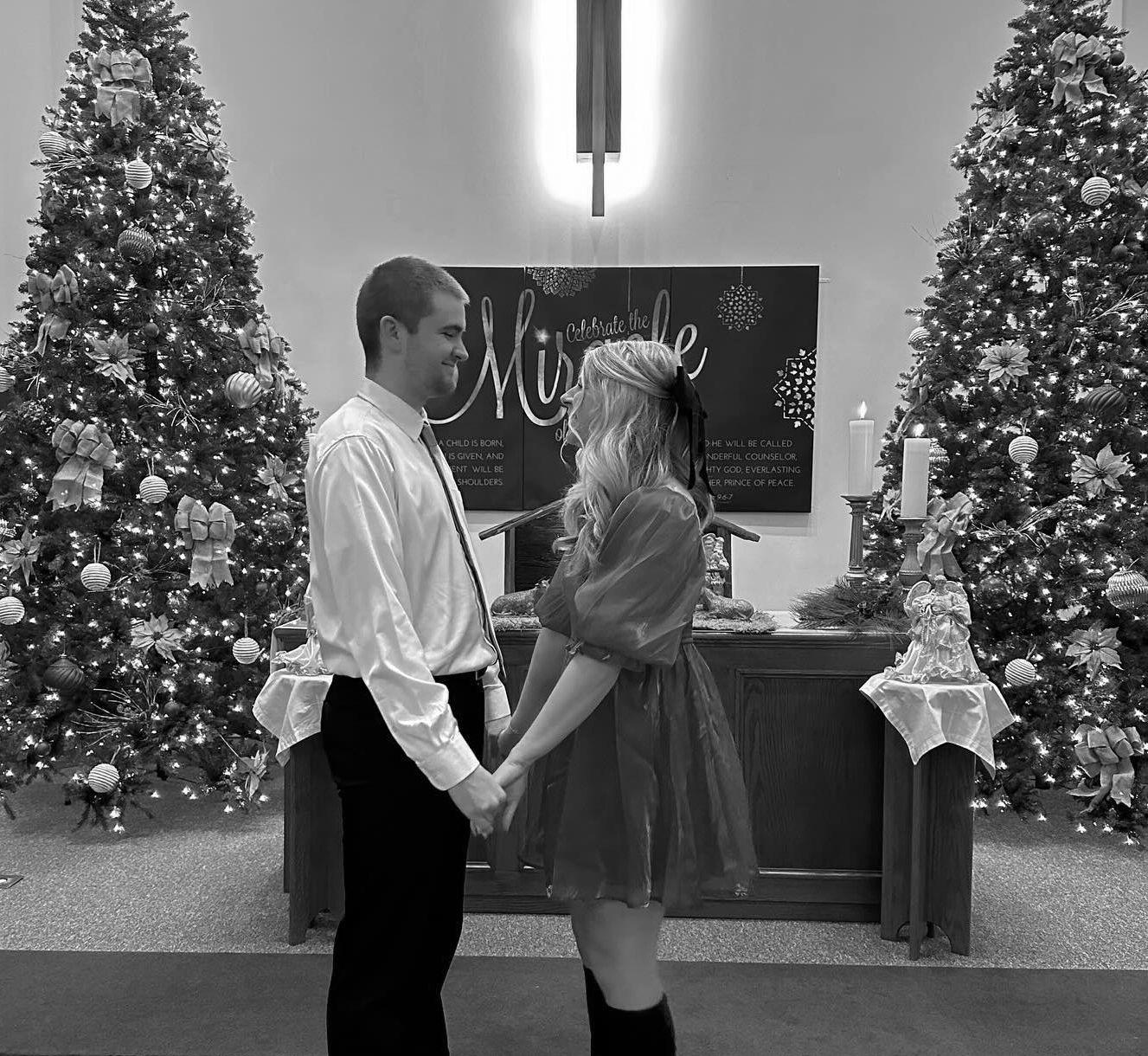 The Wedding Website of Eden Claire Lochner and Redmon Bruce Wallace