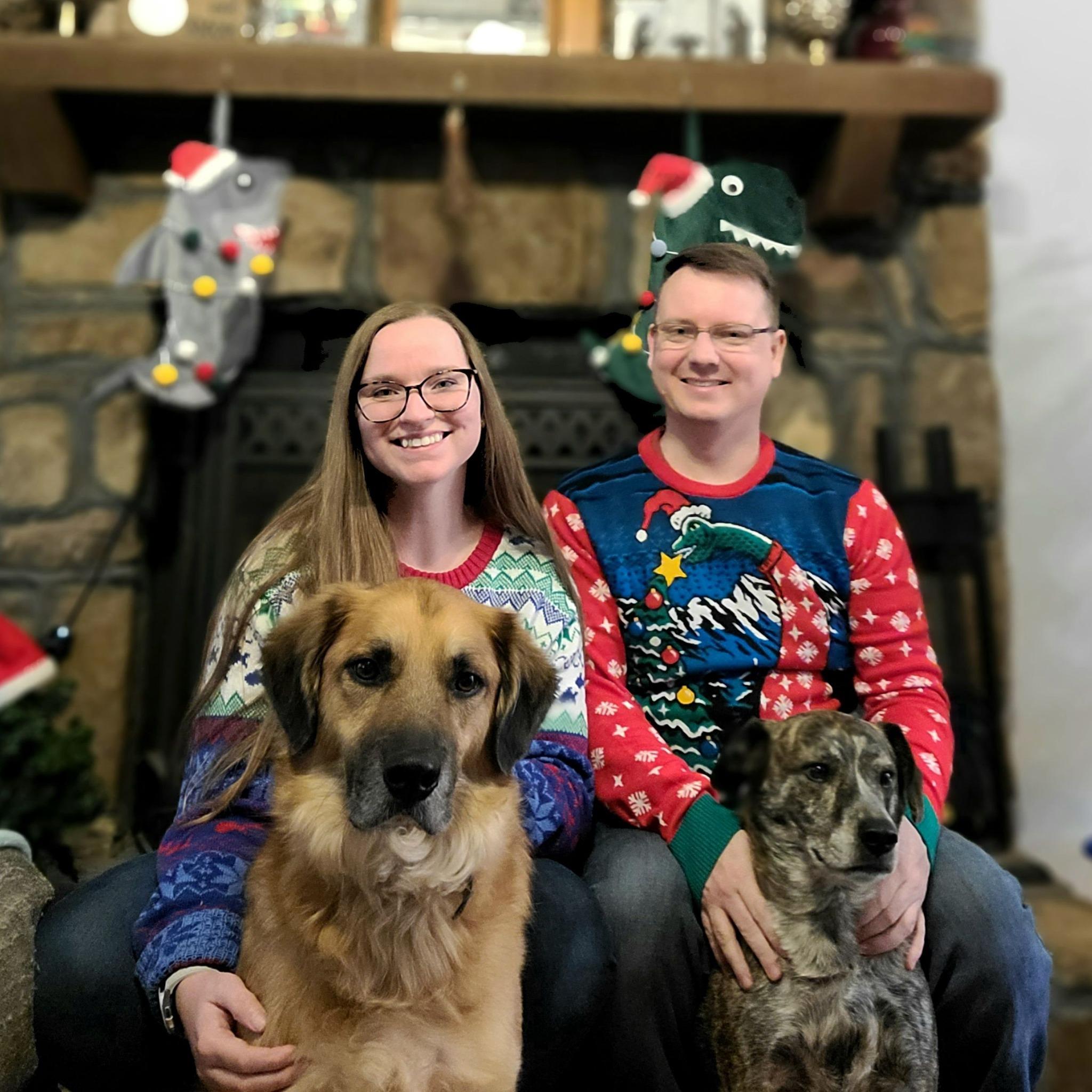 Christmas 2024 w/ Pups