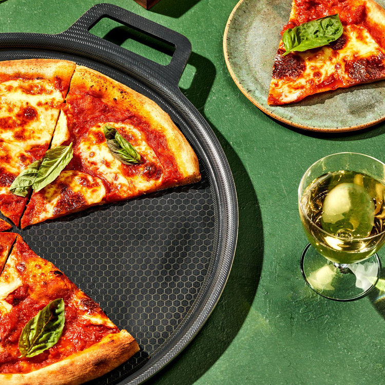 HexClad Hybrid Cookware, Hybrid Nonstick Pizza Steel | Zola