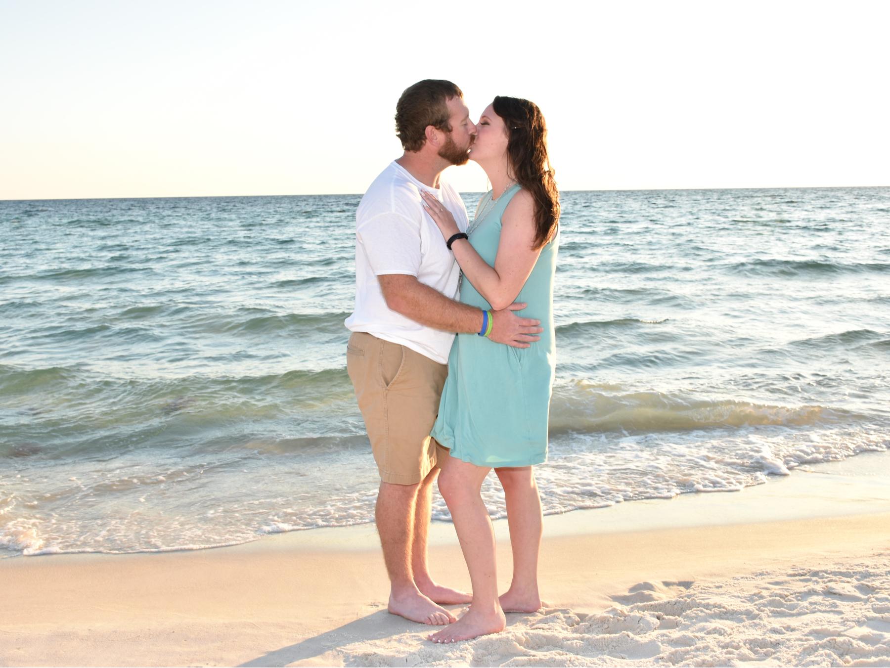 The Wedding Website of Kalee Raye Helms and Logan Ray Garrett