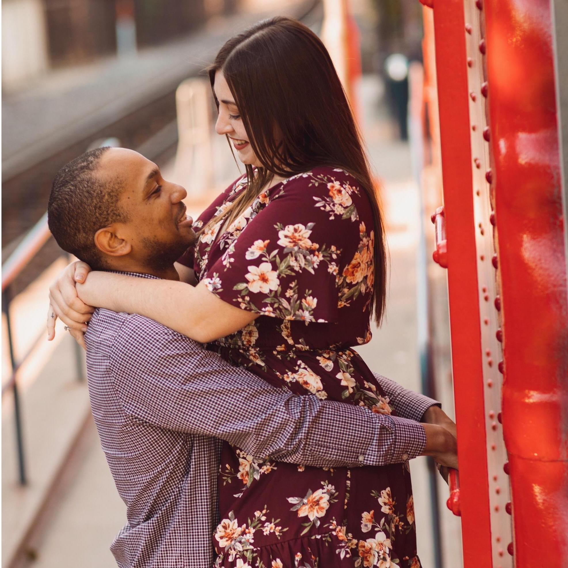 ENGAGEMENT PHOTOS - ROBBIE SNYDER PHOTOGRAPHY