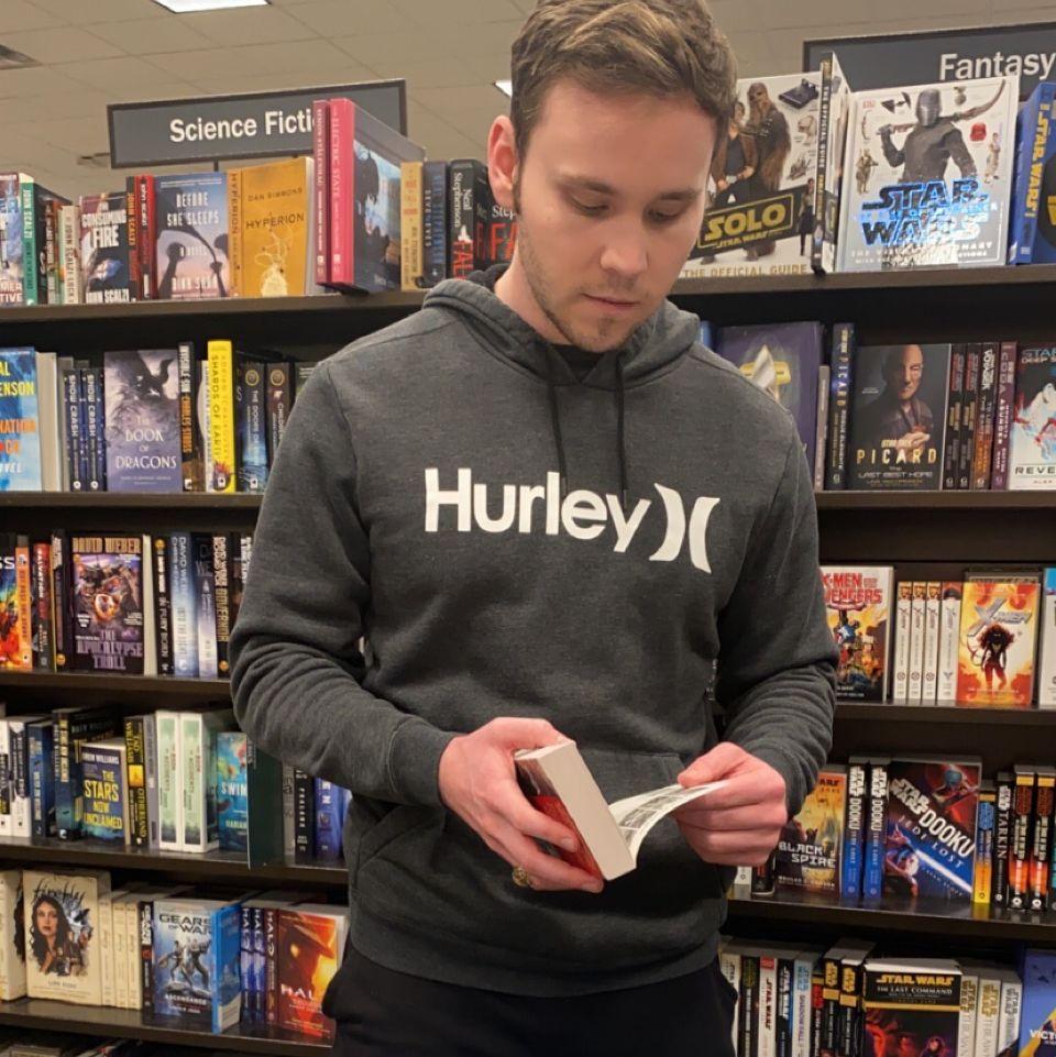 We love Barnes & Nobles dates! 2022