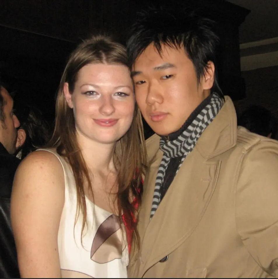 Celebrating Lisa's 25th birthday party at L'Orange Bleue in New York City - Feb 24, 2007