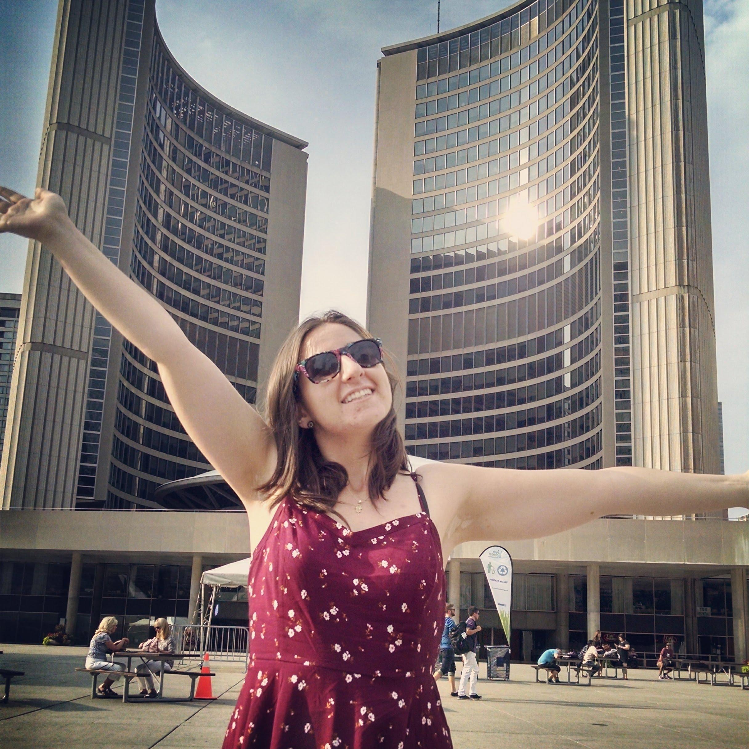 Some buildings and a very impressive Chava.
-Toronto, ~2014