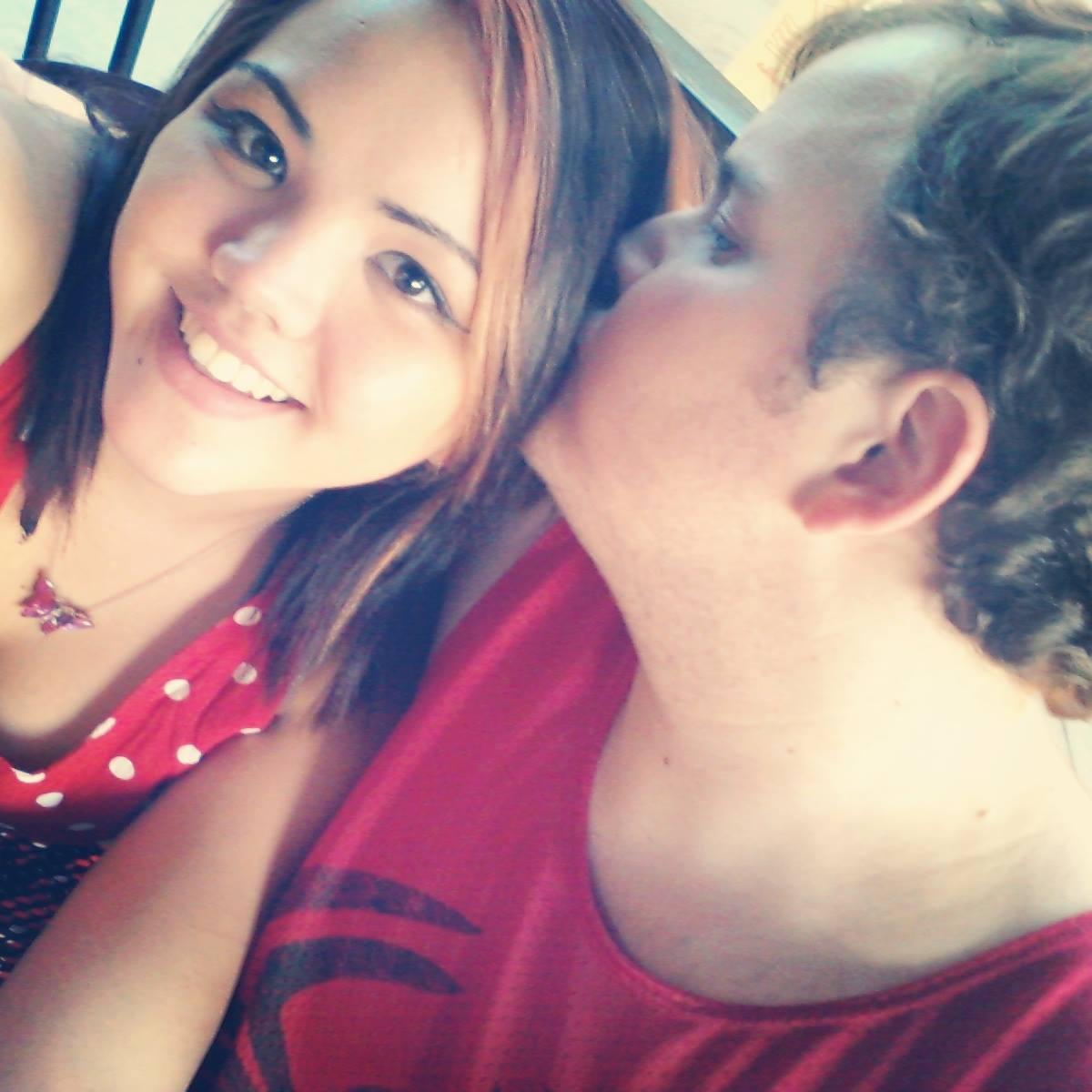 Buffalo Wild Wings date <3