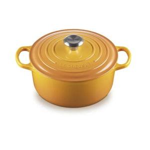Signature Round Dutch Oven