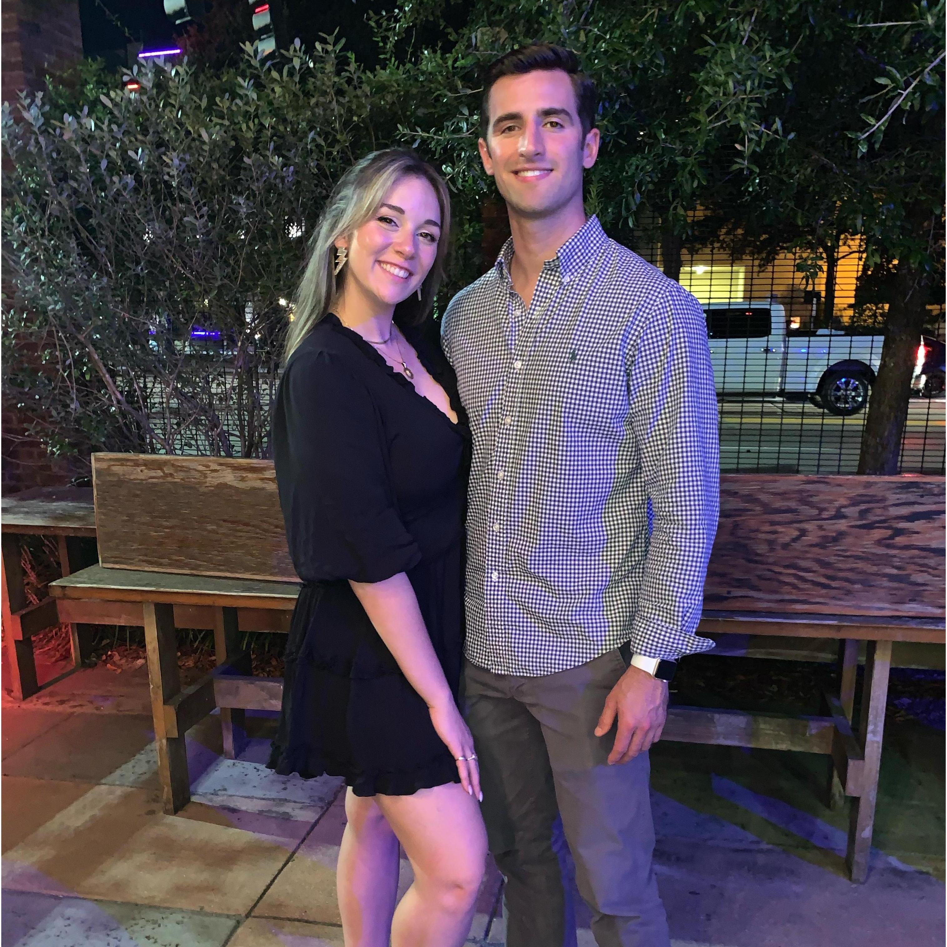 Our favorite kind of date nights must have three things: good food, good drinks and good music!