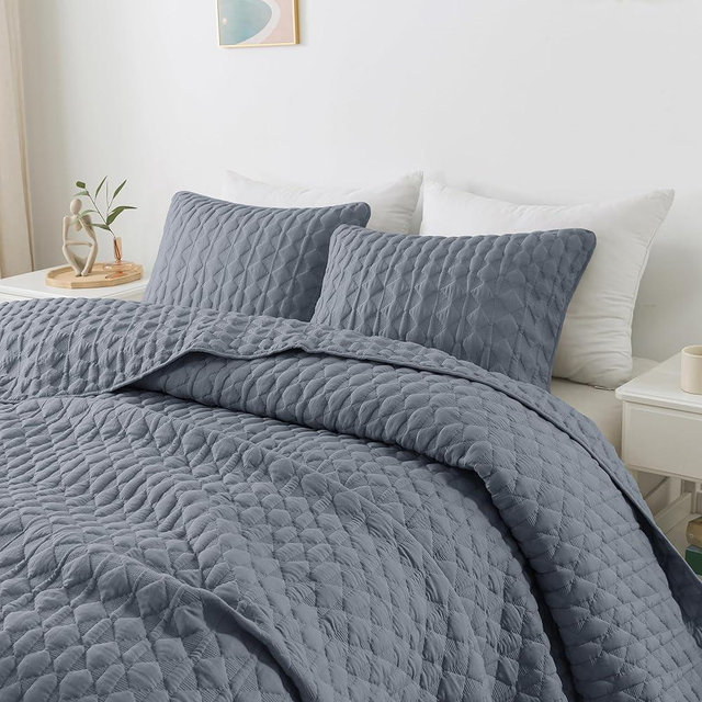 WDCOZY Blue Quilt King Size Bedding Sets with 2 Pillow Shams, Lightweight Soft Bedspread Coverlet, Quilted Blanket Thin Comforter Bed Cover for All Season, 3 Pieces, 104x90 inches