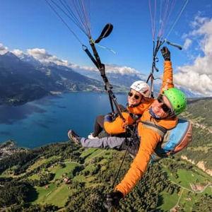 Honeymoon Switzerland paragliding for two