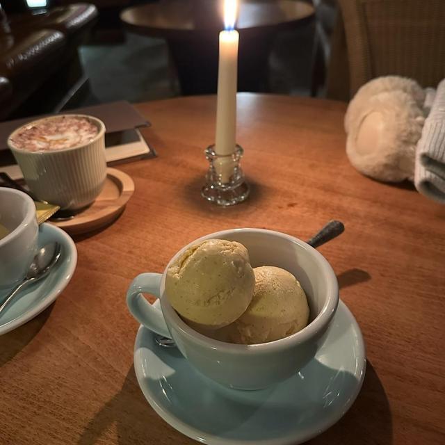 Dinner+Ice Cream in the same spot(and day) we got engaged - Restaurant Pinte