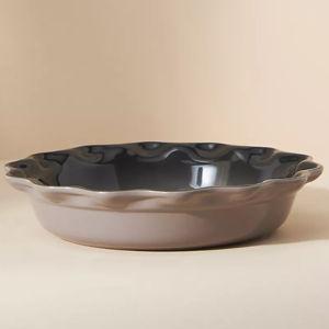 Le Creuset 9" Heritage Pie Dish-Oyster