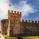 Kamerlengo Castle