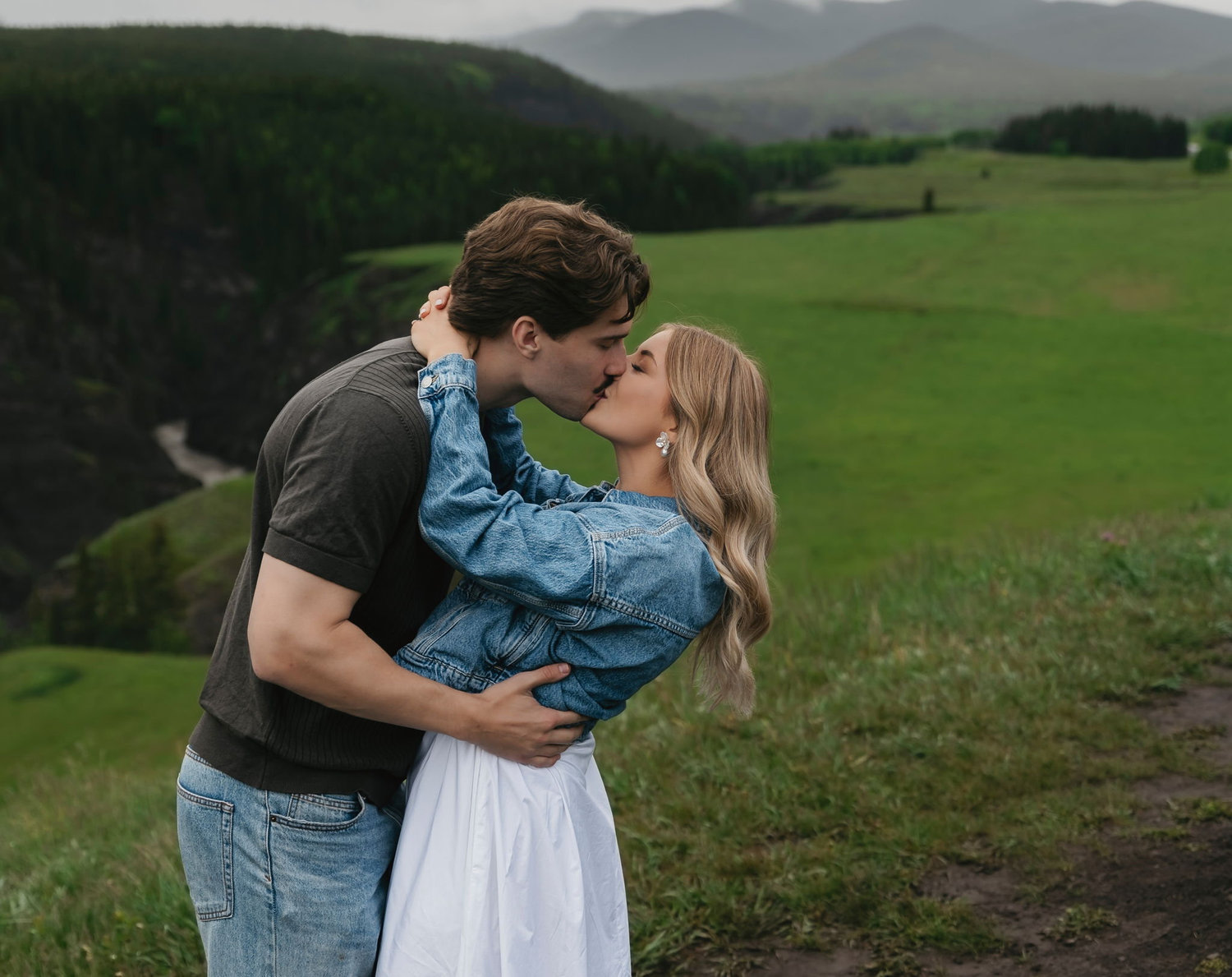 The Wedding Website of Katie Hanik and Aidan Spreng