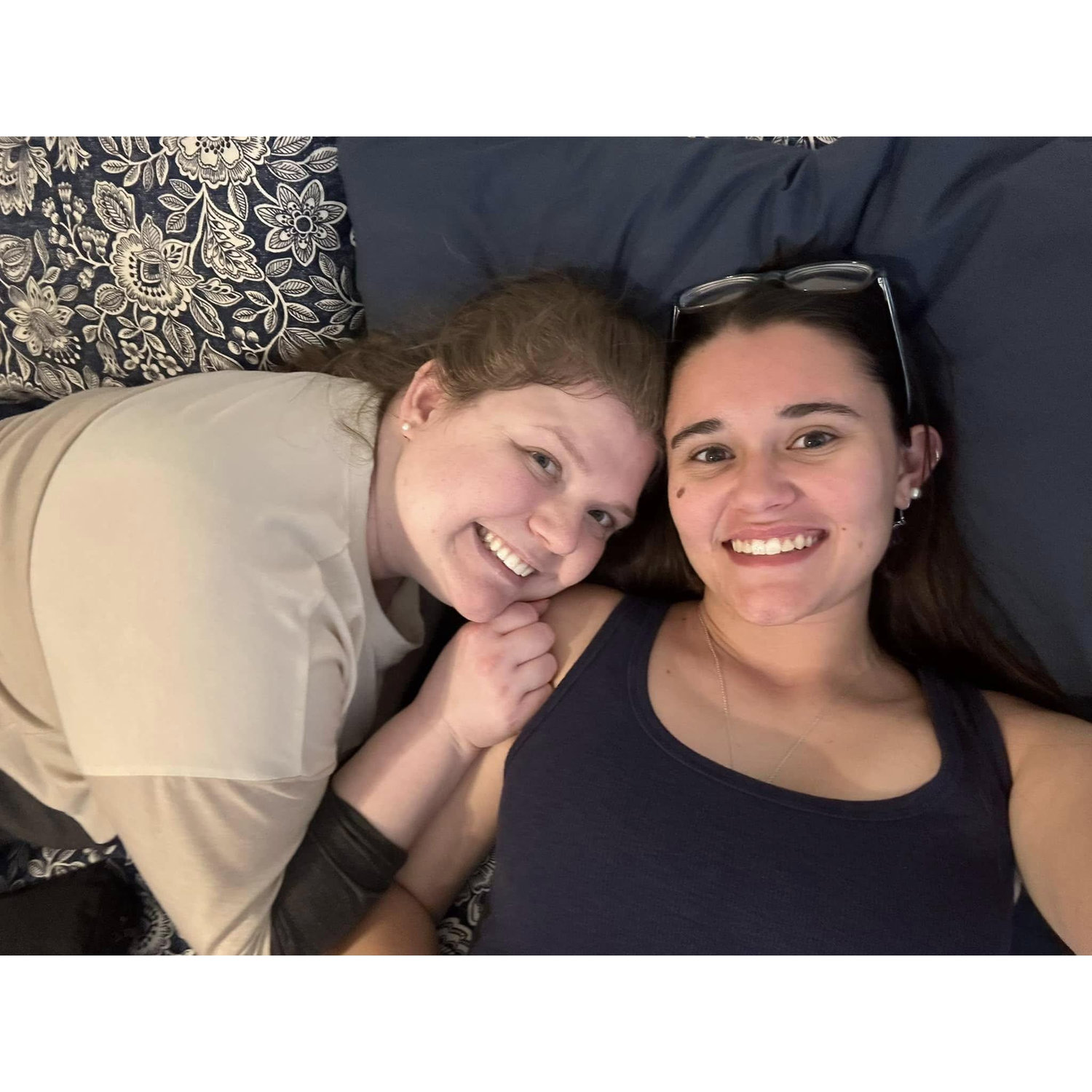 We took a trip to Maryland to visit Asa and see Washington DC... plopping down in bed was a nice relief after the long drive!