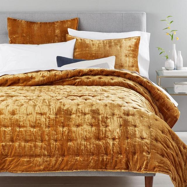 Lush Velvet Tack Stitch Quilt, Full/Queen, Golden Oaks