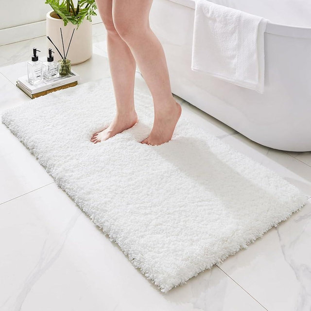 Ruggnovea Bathroom Rugs Non Slip Washable 59x24, Ultra Thick Soft Microfiber Absorbent Bath Mats, High Density Foam Latex Non Slip Backing Bath Rugs, Fluffy Floor Carpet for Tub&Shower, White