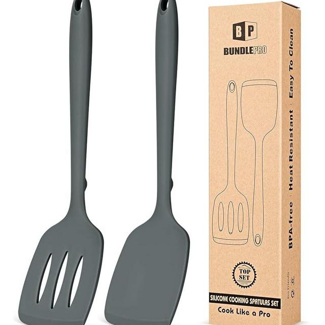 Pack of 2 Silicone Spatula Turners, Non Stick Slotted Kitchen Spatula Set, Heat Resistant BPA Free Kitchen Utensils, One-Piece Design, Suitable for Flipping Fish, Eggs, Steak, Pancakes(GRAY)