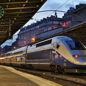 Train from Dijon to Lyon