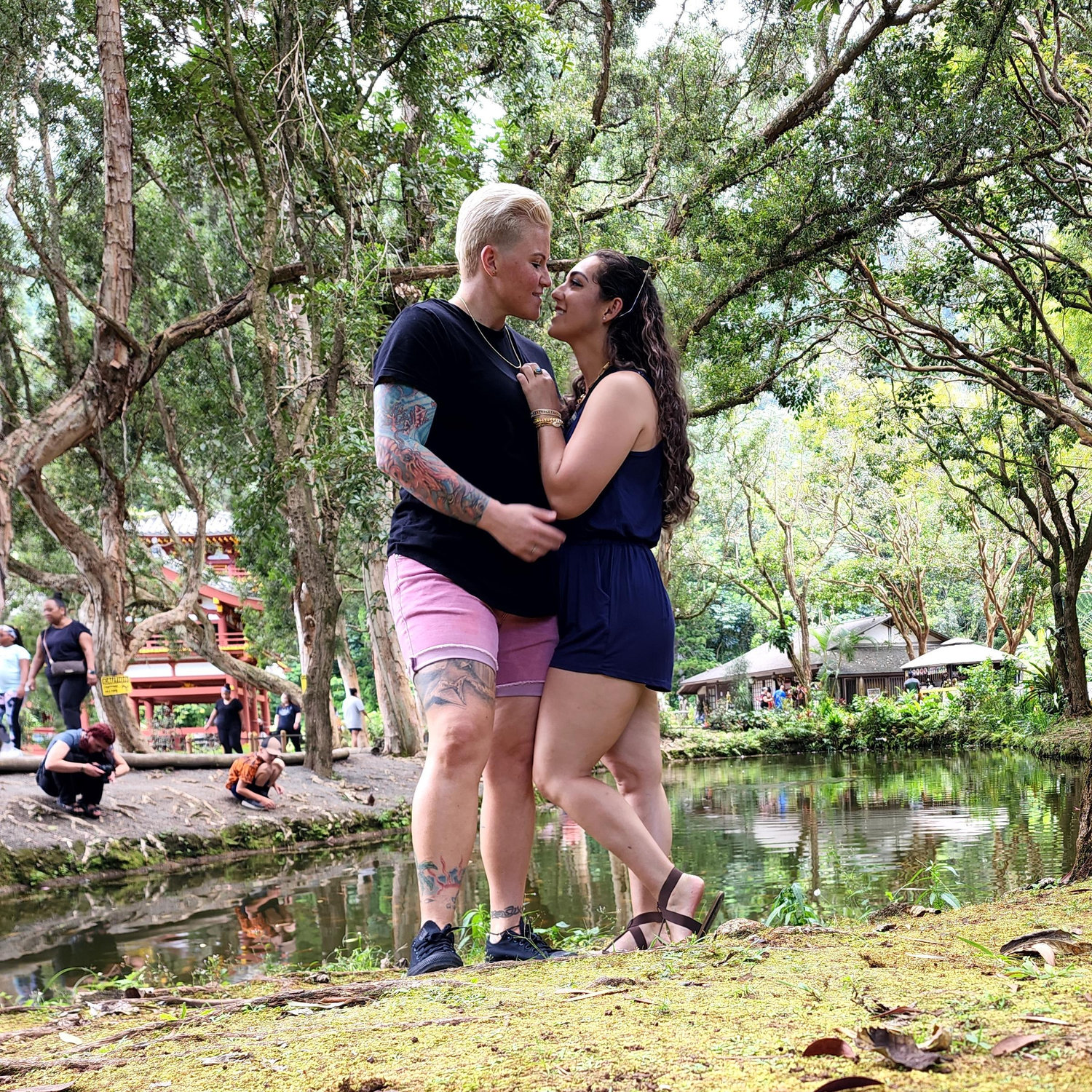 The Wedding Website of Keemiya Pourmonir and Liz Uitdenhowen