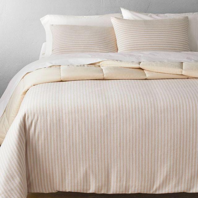 Heavyweight Linen Blend Stripe Comforter & Sham Set - Casaluna™ KING