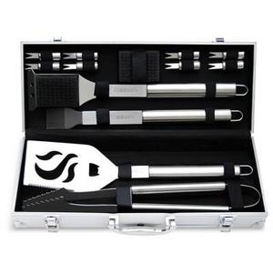 Product description page - Cuisinart® 14pc Deluxe Grill Tool Set