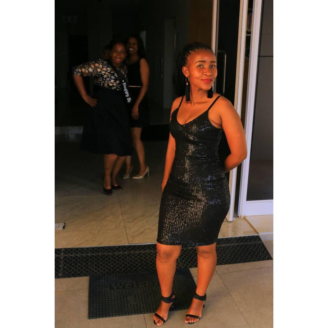 Fiancee, Dipuo Thamane