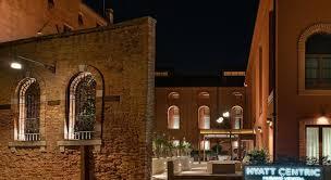 The Wedding Website of Zoraida Diaz and Paula Vaughan