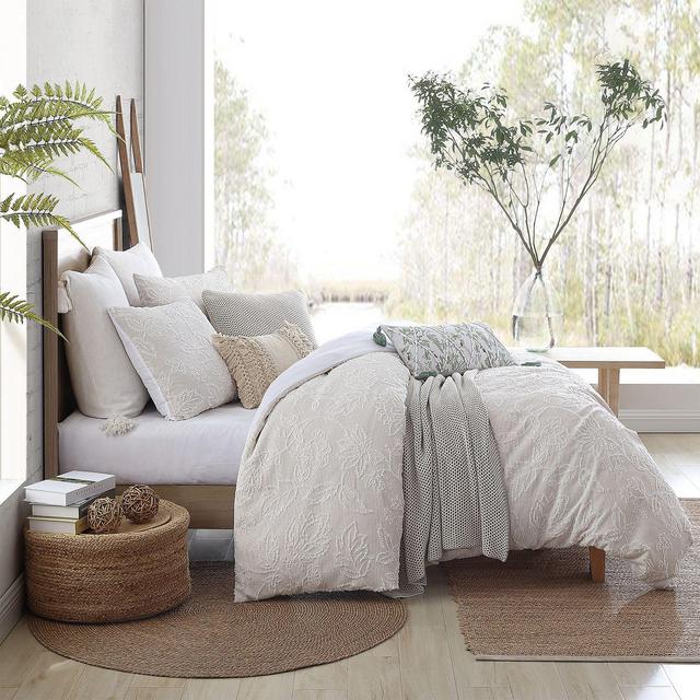 Peri Home Folky Floral Comforter Set, King