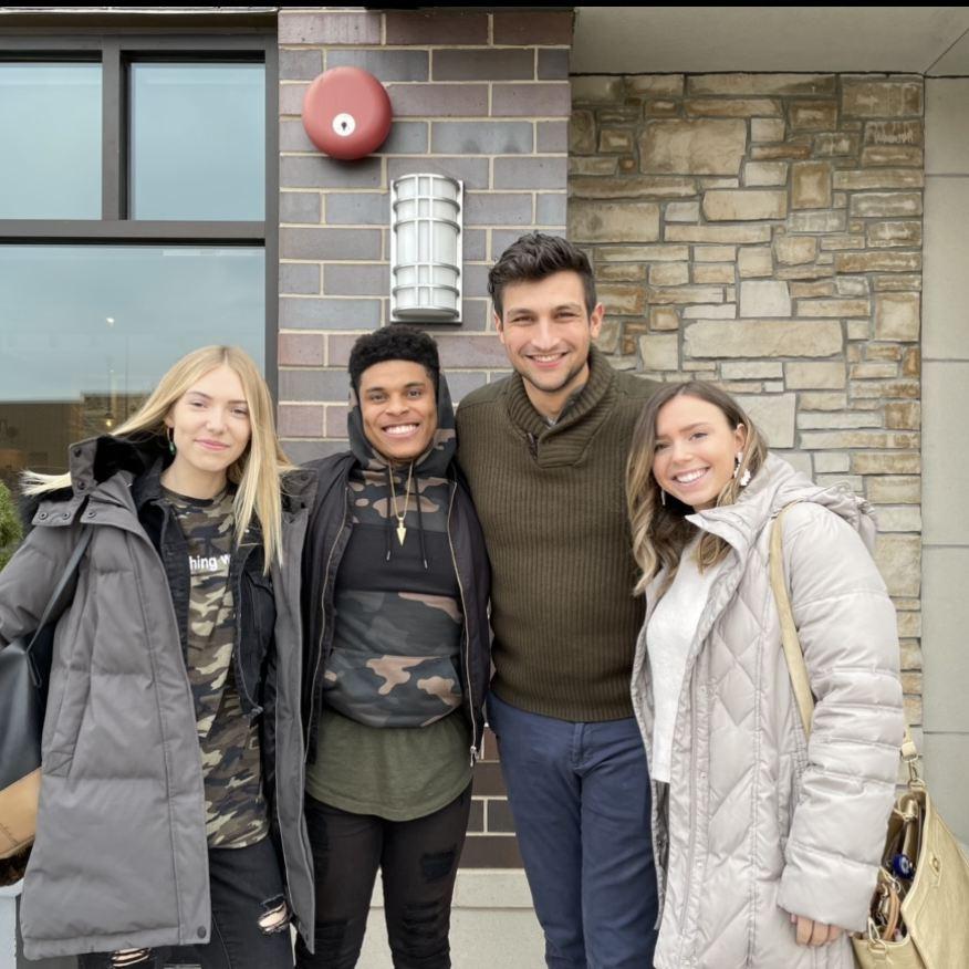 Friends visiting from Missouri