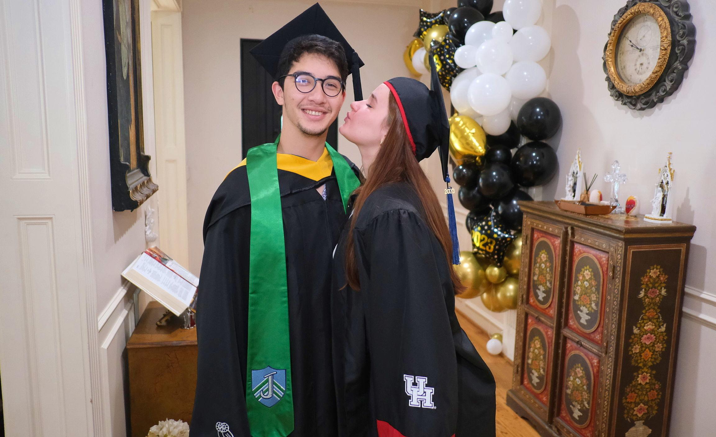 The Wedding Website of Joey Urso and Hallie Thomas