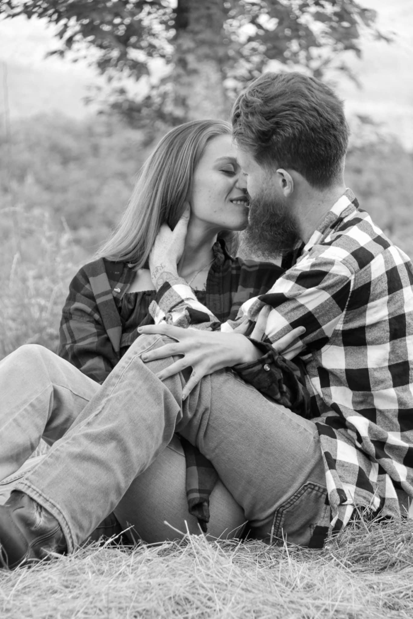 The Wedding Website of Emmalee Bowles and Jonathon Feltner