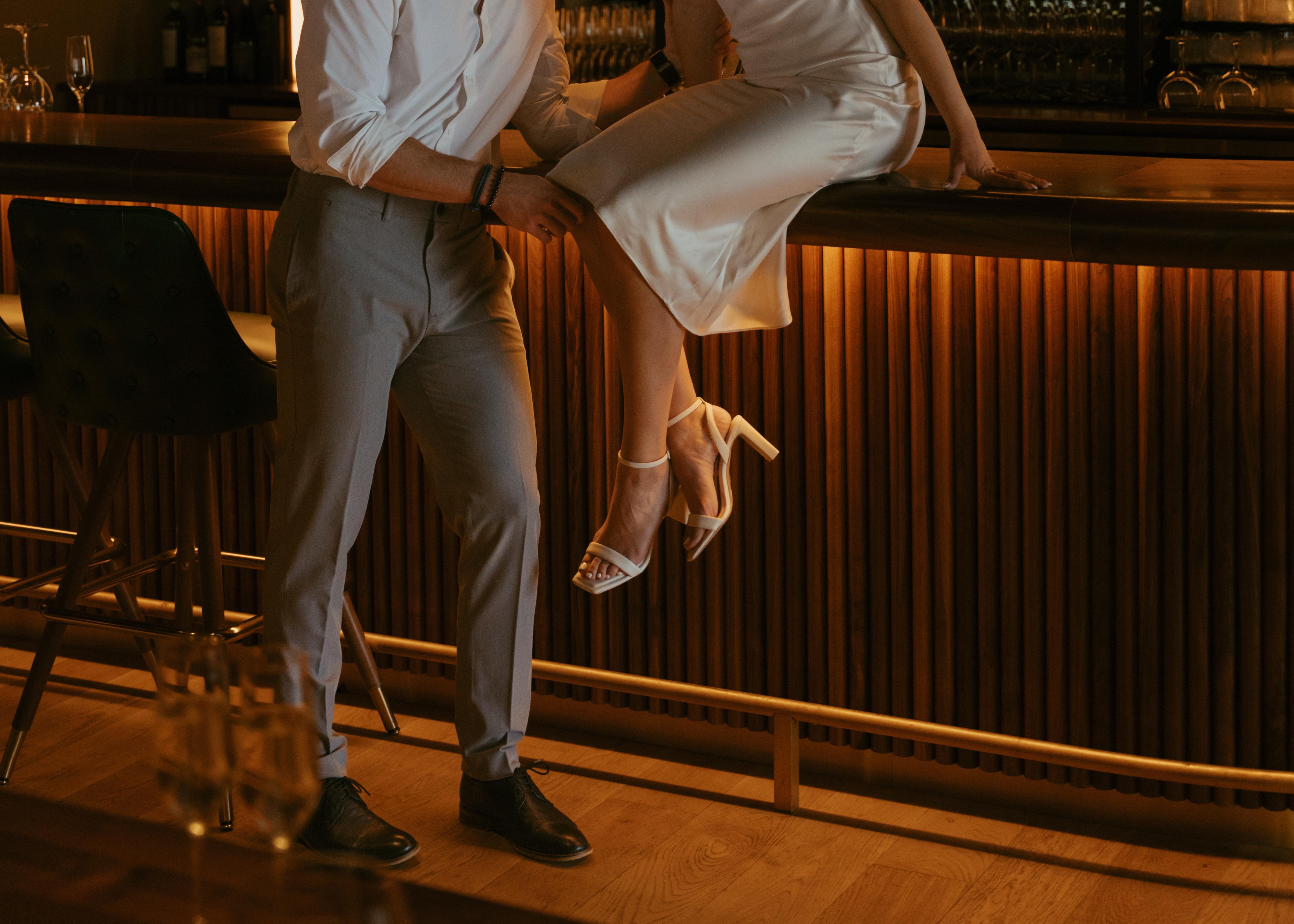 The Wedding Website of Lindsay Fell and Rylee Strachan