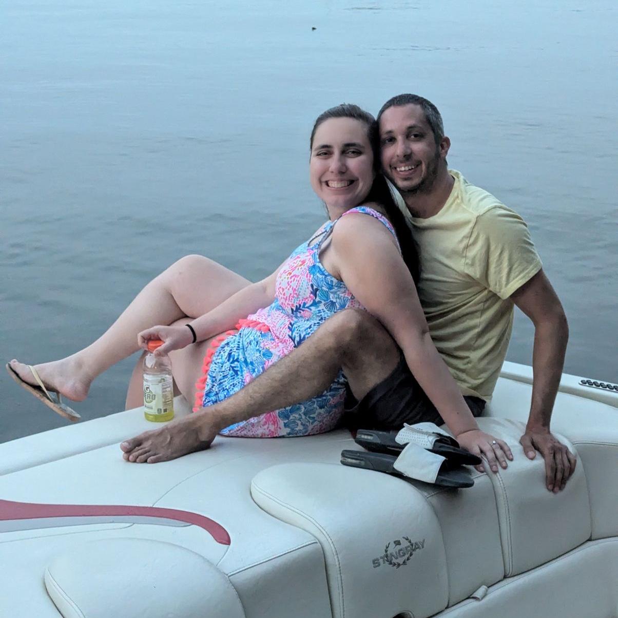📍Hanging on Lake Wallenpaupack with friends!