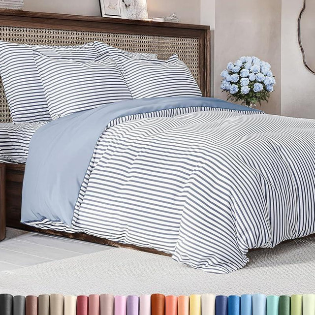 Duvet Cover Queen Size - Extra Soft Queen Size Duvet Cover - Lightweight, Breathable, Easy Care & Fade Free w/ Zipper Closures & Ties - 90" x 90" Inches - (Blue Stripes 2) Comforter Not Included
