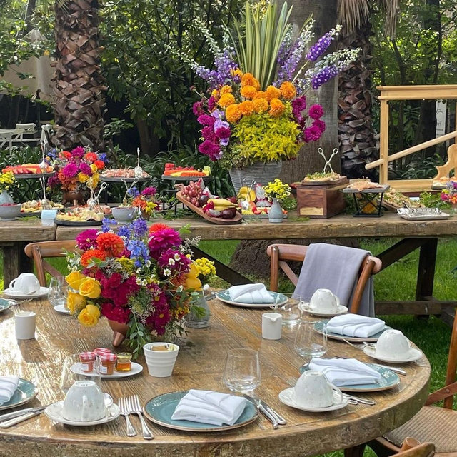 Breakfast at Posada Colibri