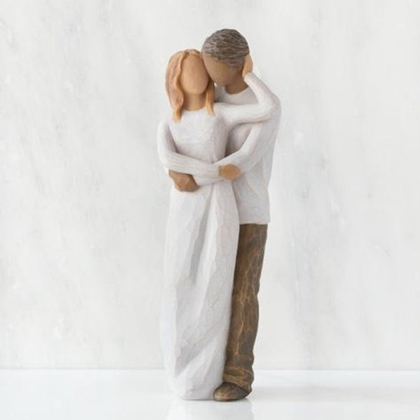 Together (woman: lighter skin, man: darker skin)