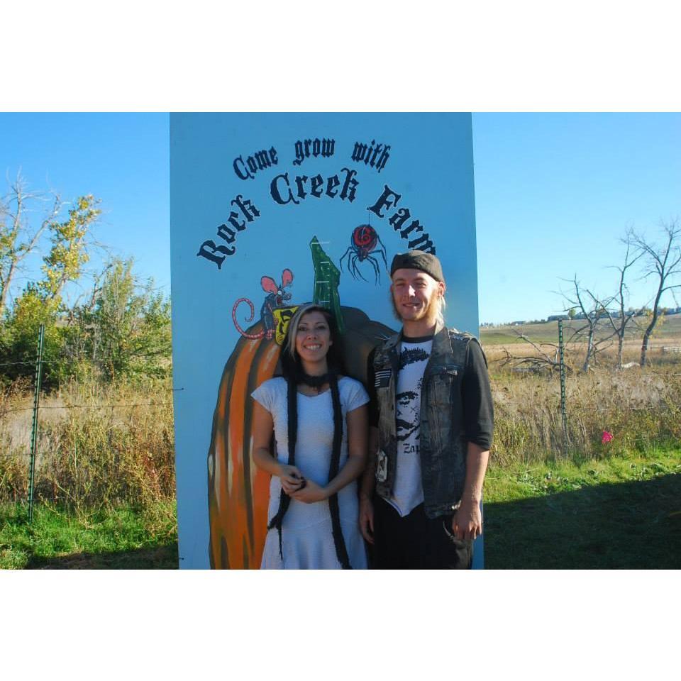 Always loved going to the pumpkin patch.<3