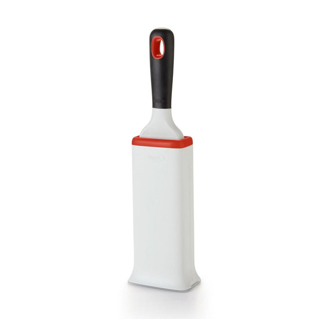 OXO GG Fur Lifter Self Cleaning Garment Brush