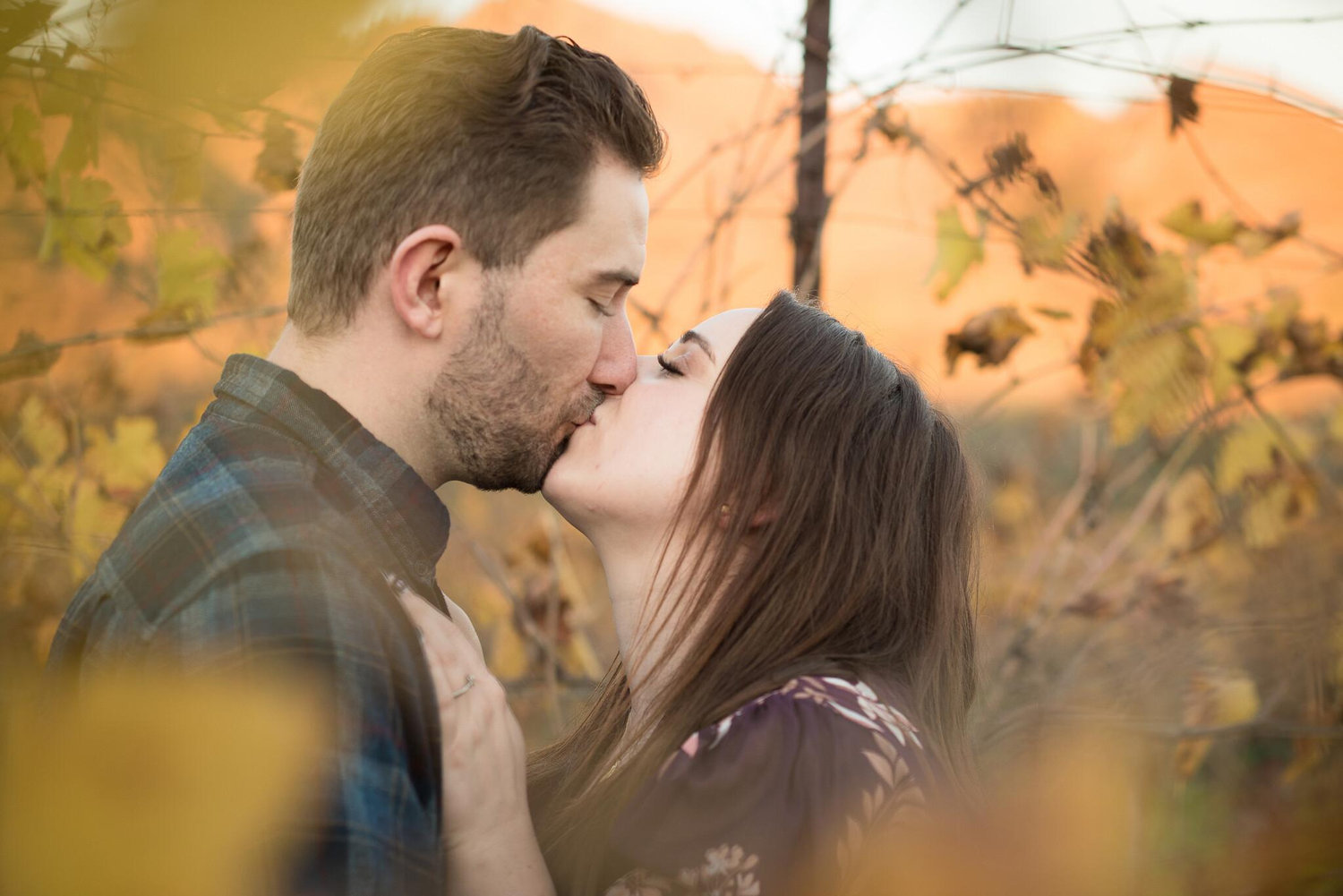 The Wedding Website of Taylor Nicole Baranzelli and Landon James Vandergriend