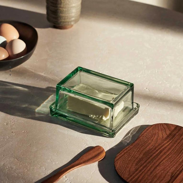 Multifunctional glass container in recycled glass → fermliving.dk