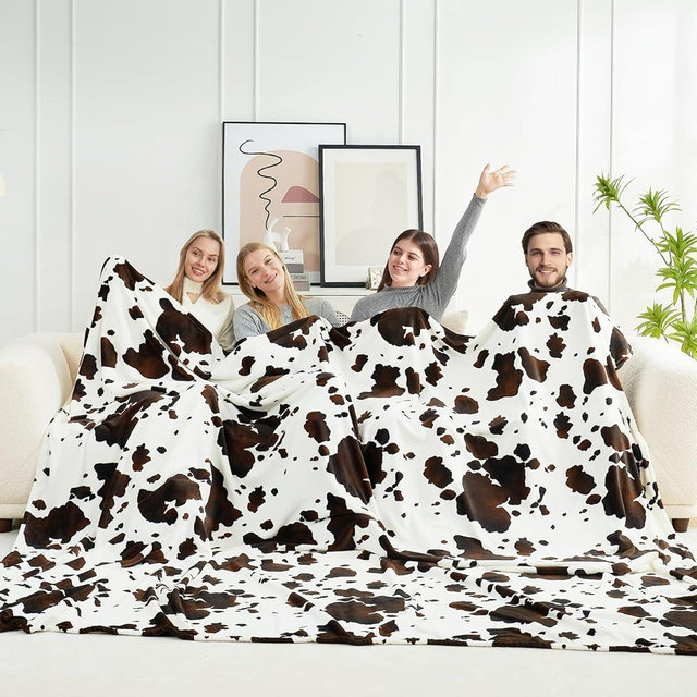 Cozy Bliss Oversized King Throw Blanket Cow Print 100x120 Inches - Non Shedding MilkyPlush™ Fleece 330GSM Thick - Extra Large Blankets Soft Warm for Bedroom Couch Sofa Gifts Black Brown Family Size