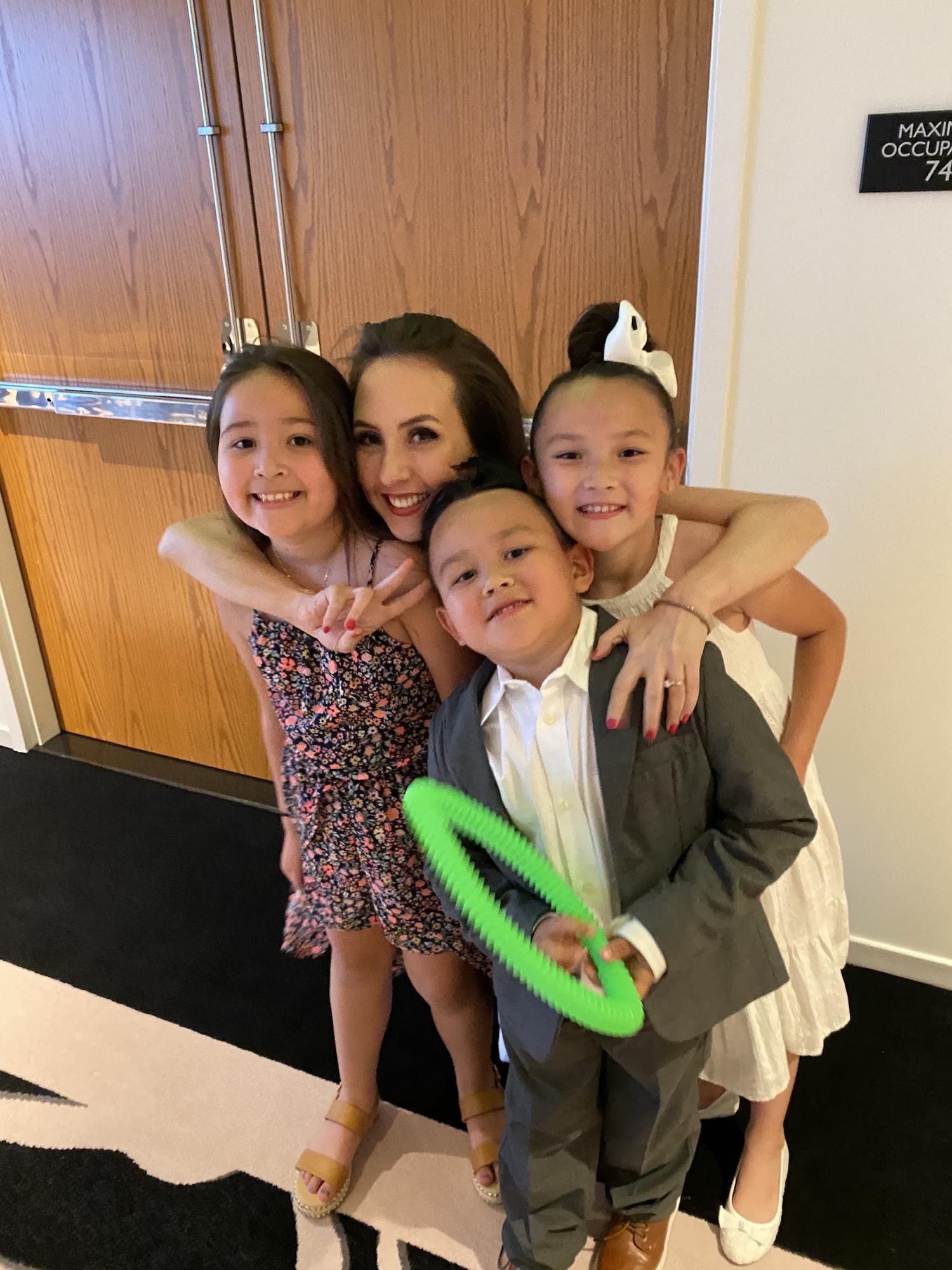 Alyssa with her flower girls Ella and Jasmine and ring bearer Lil’ Jim