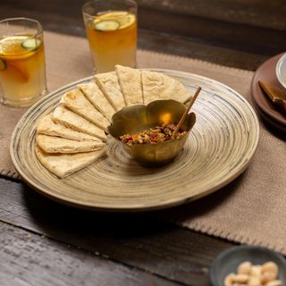 Lexa Bamboo Footed Plate