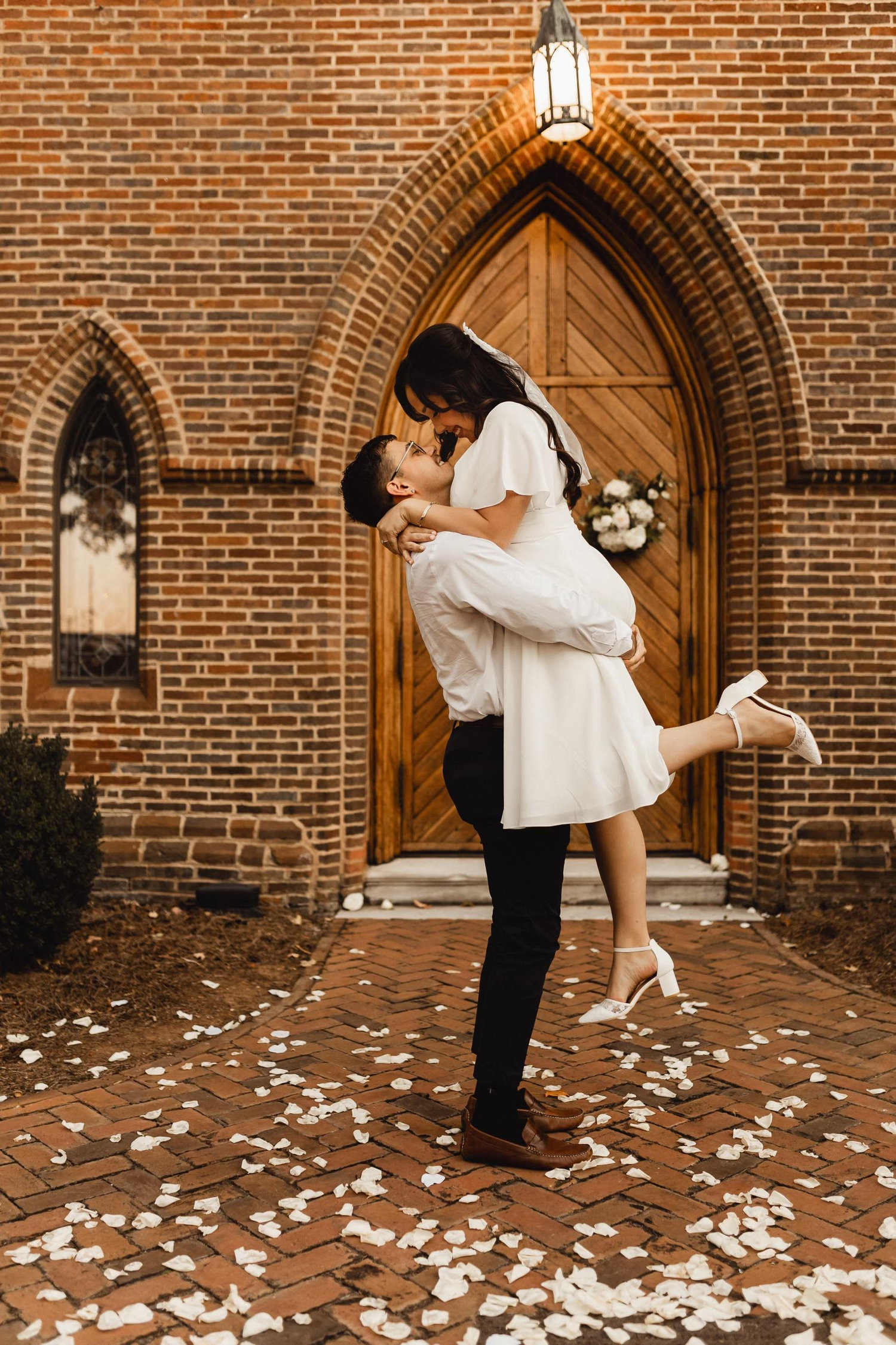 The Wedding Website of Luis Lopez and Savannah Moore